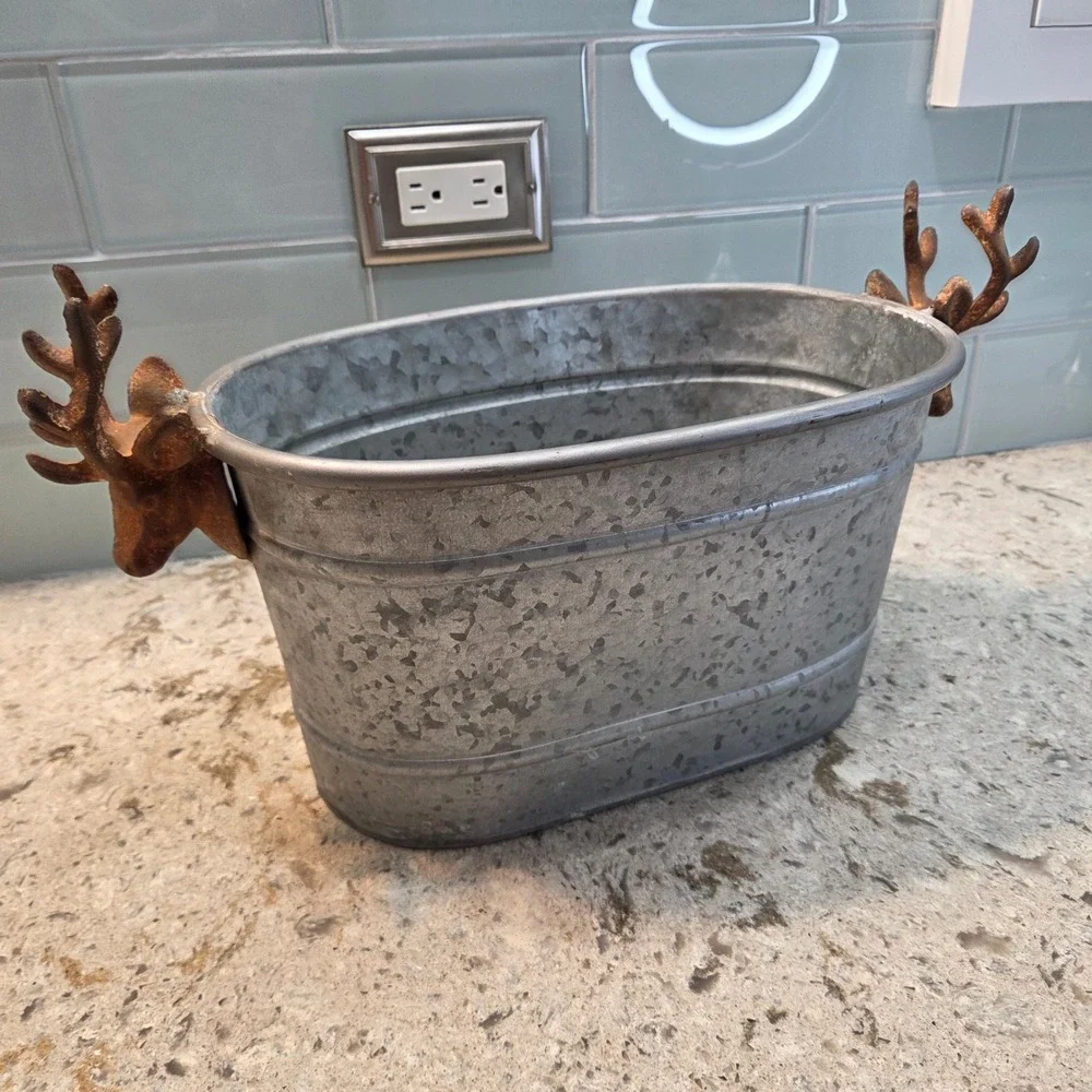 Unbranded rustic galvanized